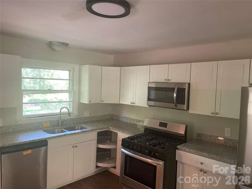2801 Lyndell Way, Lancaster, SC 29720.  MLS# CAR4368835, YatesRealty ID 10943. 