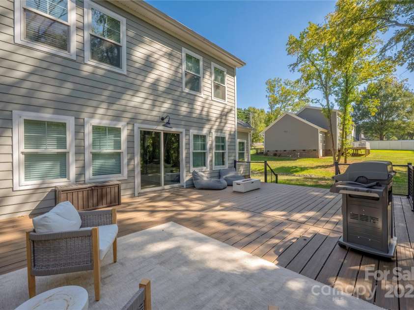 9849 Rich Hatchet Road, Huntersville, NC 28078.  MLS# CAR4305181, YatesRealty ID 10943. 