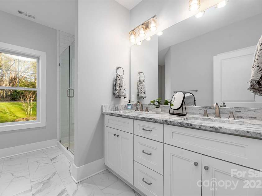 9849 Rich Hatchet Road, Huntersville, NC 28078.  MLS# CAR4321096, YatesRealty ID 10943. 