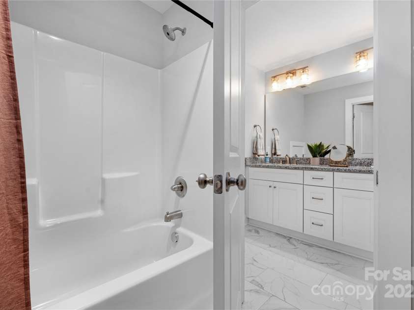 9849 Rich Hatchet Road, Huntersville, NC 28078.  MLS# CAR4321096, YatesRealty ID 10943. 