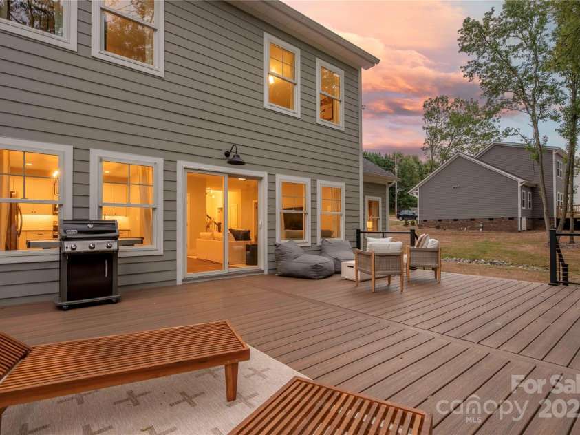 9849 Rich Hatchet Road, Huntersville, NC 28078.  MLS# CAR4321096, YatesRealty ID 10943. 