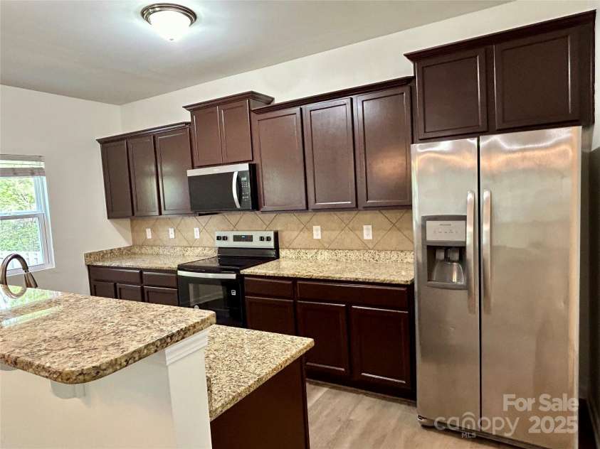 7026 Carrington Pointe Drive, Huntersville, NC 28078.  MLS# CAR4239527, YatesRealty ID 10944. 