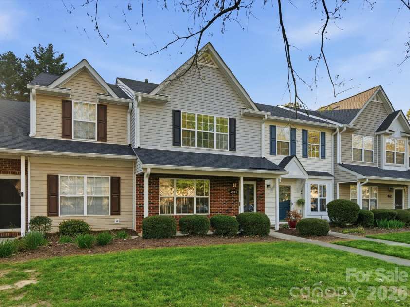 2940 Mayer House Court, Charlotte, NC 28214.  MLS# CAR4365123, YatesRealty ID 10945. 