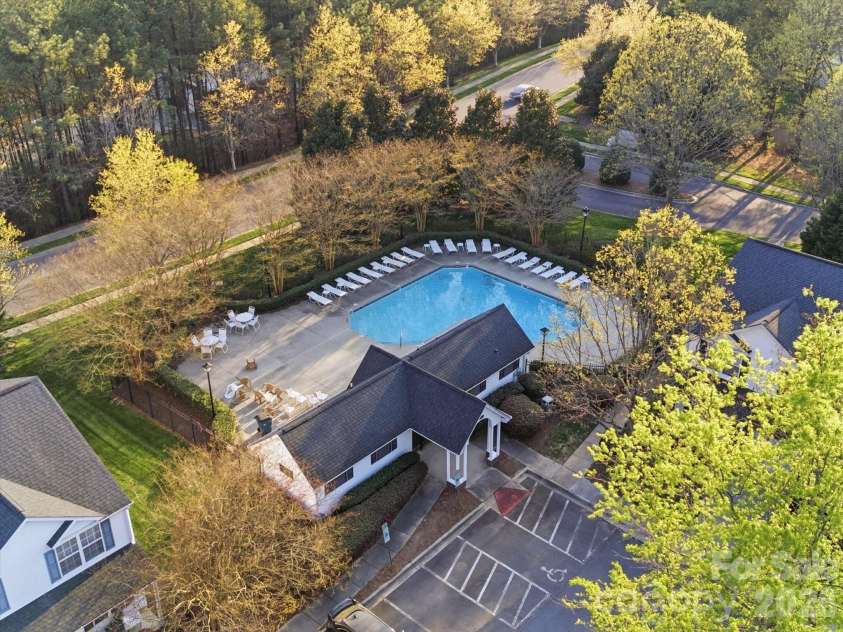 2940 Mayer House Court, Charlotte, NC 28214.  MLS# CAR4365123, YatesRealty ID 10945. 