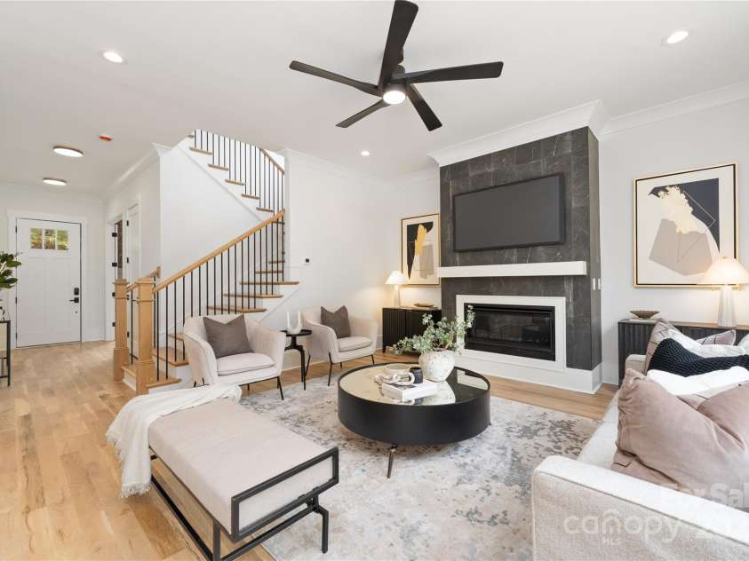 2965 Beech Nut Road, Charlotte, NC 28208.  MLS# CAR4224960, YatesRealty ID 10946. 