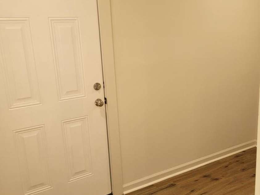 1116 East Drive, Gastonia, NC 28052.  MLS# CAR4211550, YatesRealty ID 10947. Back Entry and Laundry Area