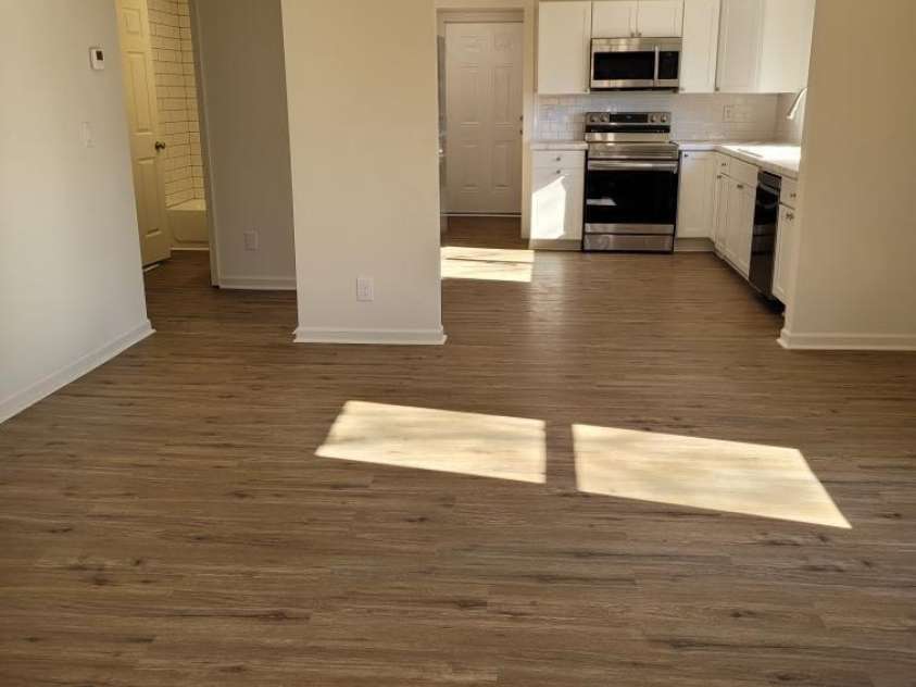 1116 East Drive, Gastonia, NC 28052.  MLS# CAR4211550, YatesRealty ID 10947. Living and Dining Areas