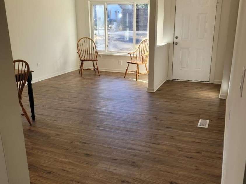 1116 East Drive, Gastonia, NC 28052.  MLS# CAR4211550, YatesRealty ID 10947. Living and Dining Areas