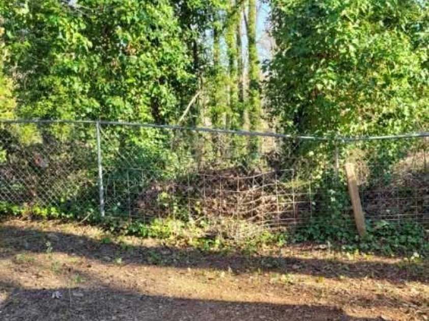 1116 East Drive, Gastonia, NC 28052.  MLS# CAR4211550, YatesRealty ID 10947. Private lot that extends far past the fence