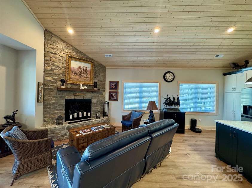 54 Paynes Court, Roaring Gap, NC 28668.  MLS# CAR4216452, YatesRealty ID 10949. 