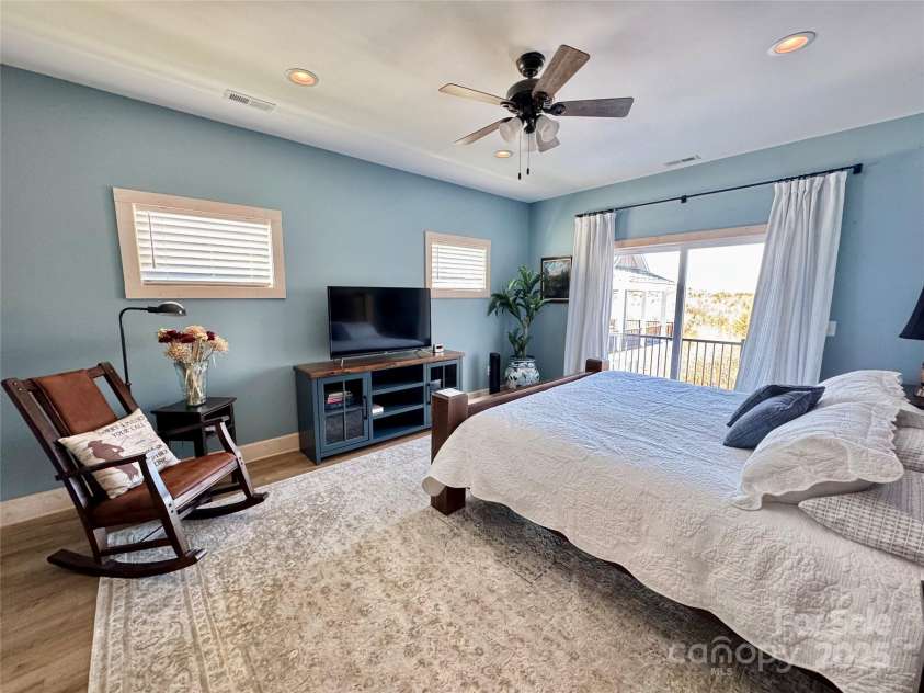 54 Paynes Court, Roaring Gap, NC 28668.  MLS# CAR4216452, YatesRealty ID 10949. 