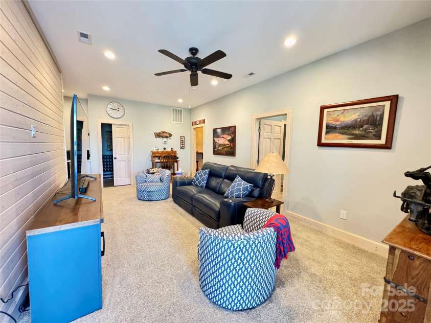 54 Paynes Court, Roaring Gap, NC 28668.  MLS# CAR4216452, YatesRealty ID 10949. 