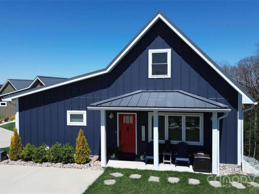 54 Paynes Court, Roaring Gap, NC 28668.  MLS# CAR4216452, YatesRealty ID 10949. 