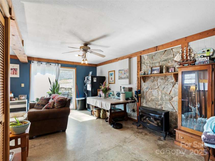 105 Byrd Street, Burnsville, NC 28714.  MLS# CAR4113495, YatesRealty ID 1095. 