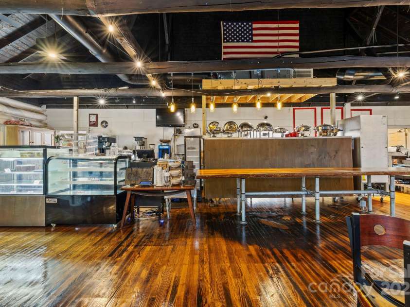 1196 Country Club Road, Brevard, NC 28712.  MLS# CAR4309337, YatesRealty ID 1095. 