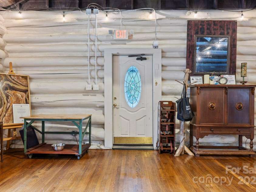 1196 Country Club Road, Brevard, NC 28712.  MLS# CAR4309337, YatesRealty ID 1095. 