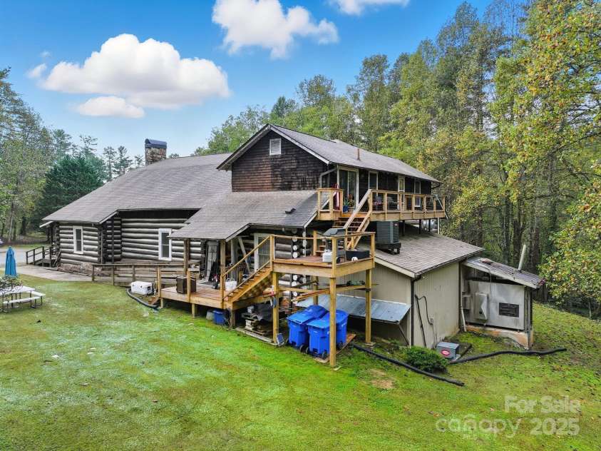 1196 Country Club Road, Brevard, NC 28712.  MLS# CAR4309337, YatesRealty ID 1095. 