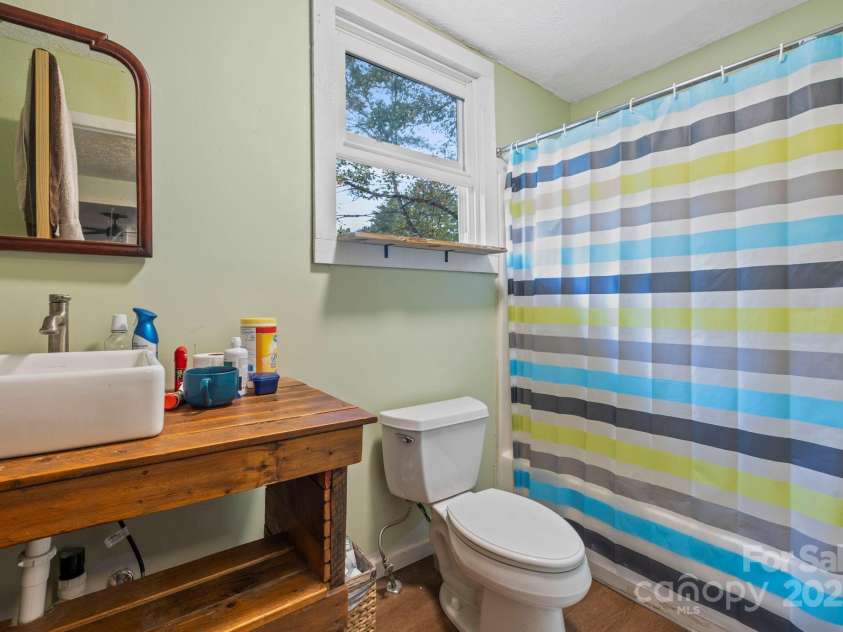 1196 Country Club Road, Brevard, NC 28712.  MLS# CAR4309337, YatesRealty ID 1095. 