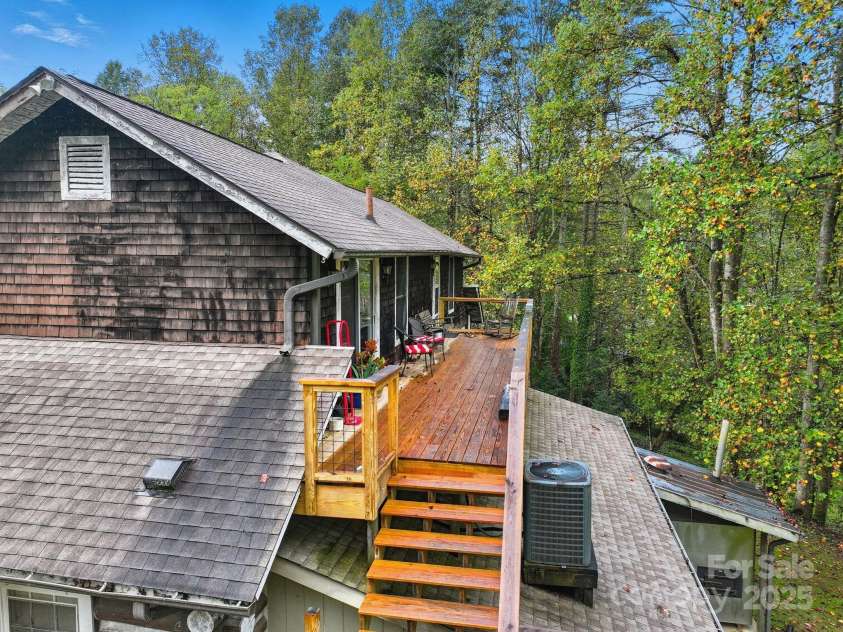 1196 Country Club Road, Brevard, NC 28712.  MLS# CAR4309337, YatesRealty ID 1095. 