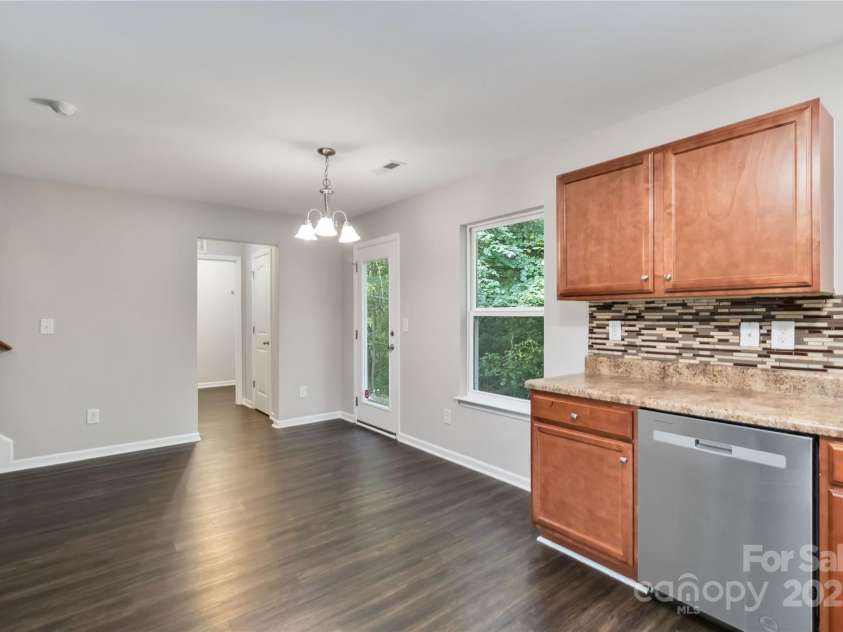 2557 Mulberry Pond Drive, Charlotte, NC 28208.  MLS# CAR4294608, YatesRealty ID 1095. 