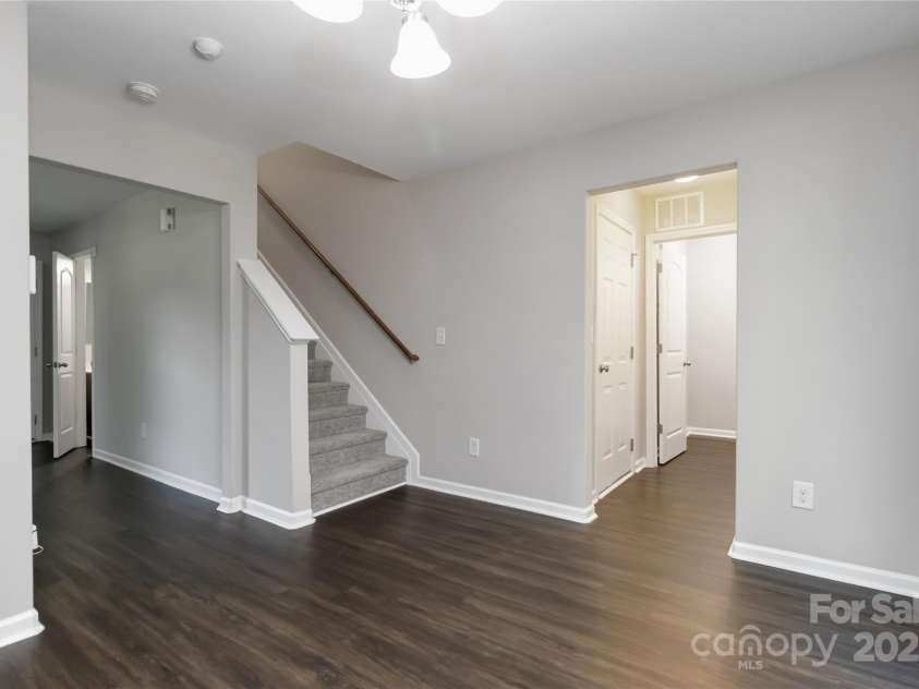 2557 Mulberry Pond Drive, Charlotte, NC 28208.  MLS# CAR4294608, YatesRealty ID 1095. 