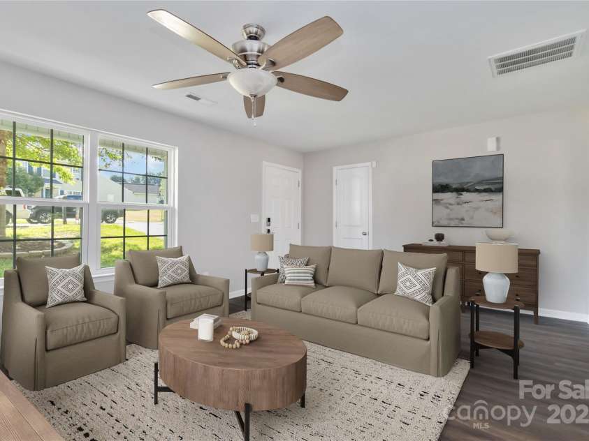 2557 Mulberry Pond Drive, Charlotte, NC 28208.  MLS# CAR4294608, YatesRealty ID 1095. Virtually Staged