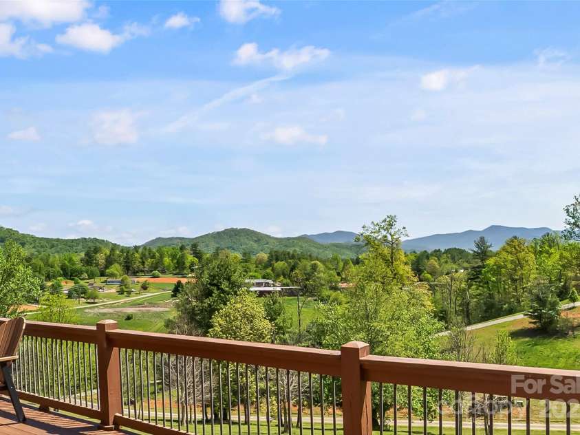 26 Willie Lane, Weaverville, NC 28787.  MLS# CAR4251588, YatesRealty ID 10950. 