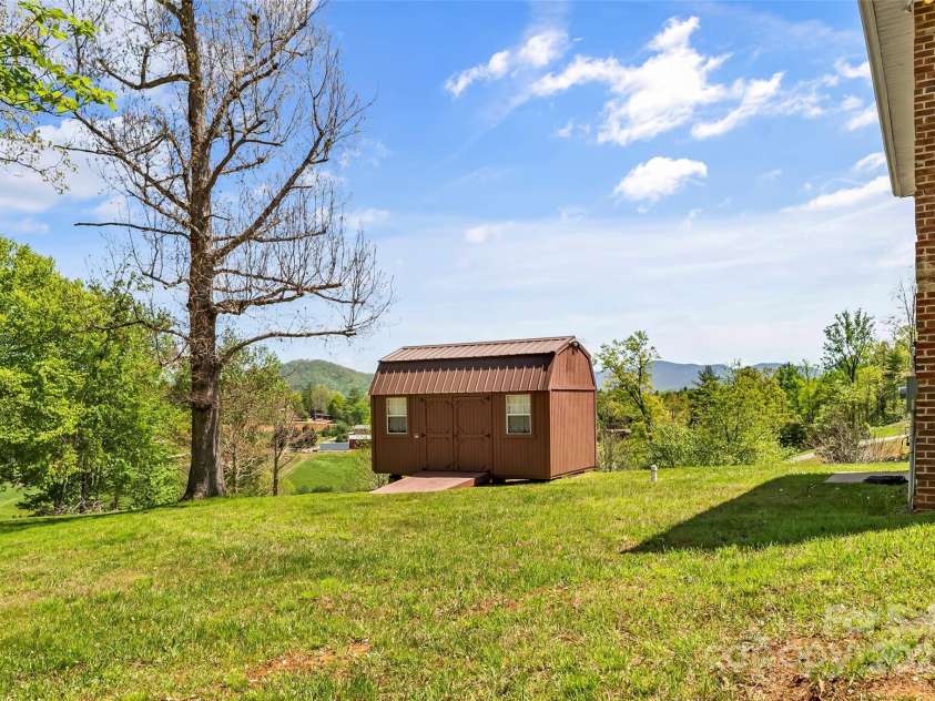 26 Willie Lane, Weaverville, NC 28787.  MLS# CAR4251588, YatesRealty ID 10950. 