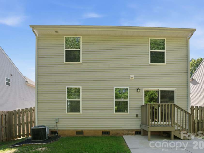 275 Anvil Draw Place, Rock Hill, SC 29730.  MLS# CAR4368262, YatesRealty ID 10950. 