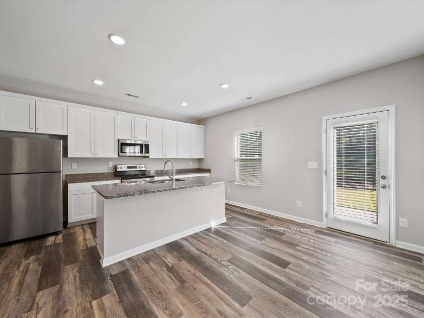 113 Fosters Glen Place, Mooresville, NC 28115.  MLS# CAR4244713, YatesRealty ID 10952. 