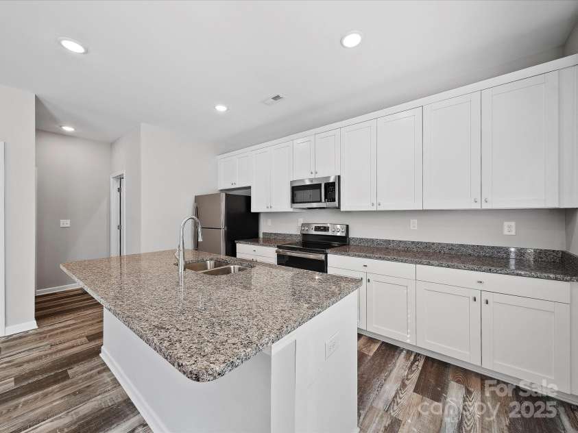 113 Fosters Glen Place, Mooresville, NC 28115.  MLS# CAR4244713, YatesRealty ID 10952. 