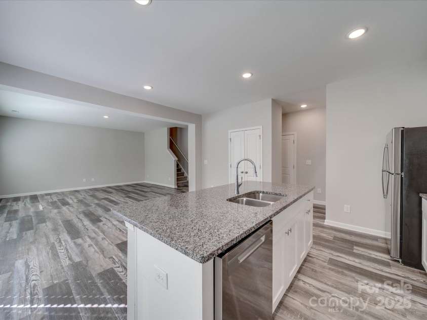 113 Fosters Glen Place, Mooresville, NC 28115.  MLS# CAR4244713, YatesRealty ID 10952. 