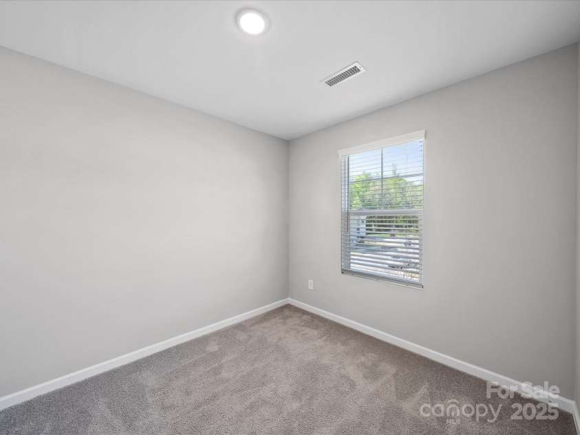 113 Fosters Glen Place, Mooresville, NC 28115.  MLS# CAR4244713, YatesRealty ID 10952. 