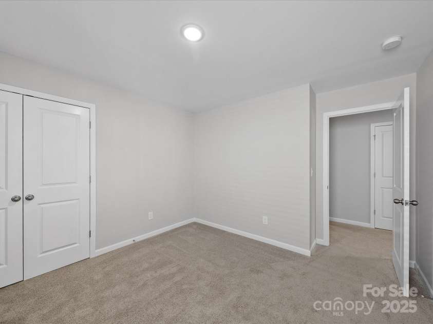 113 Fosters Glen Place, Mooresville, NC 28115.  MLS# CAR4244713, YatesRealty ID 10952. 