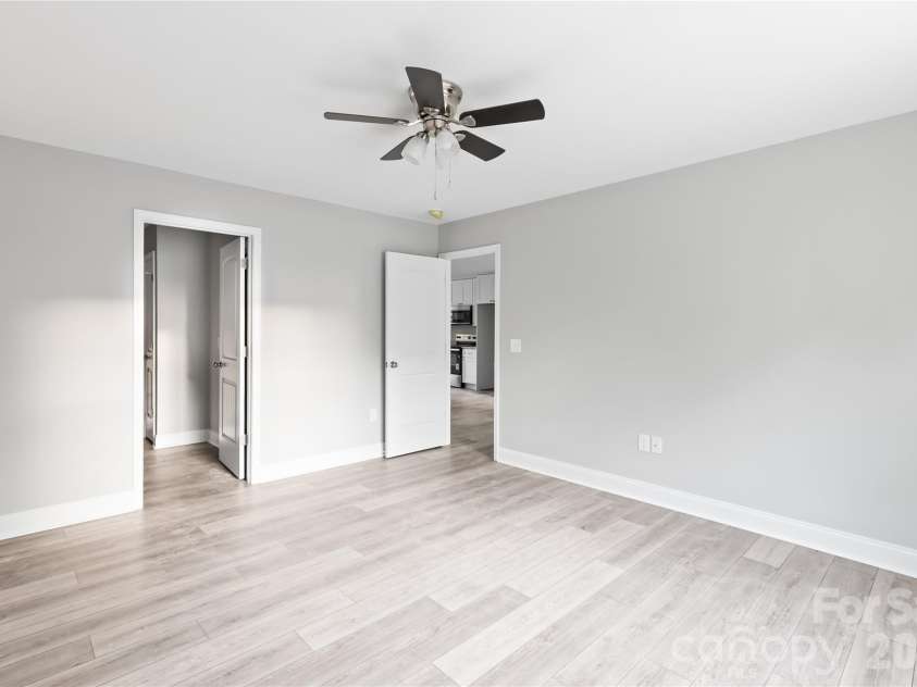 1237 Haywood Avenue, Kannapolis, NC 28081.  MLS# CAR4369130, YatesRealty ID 10953. 