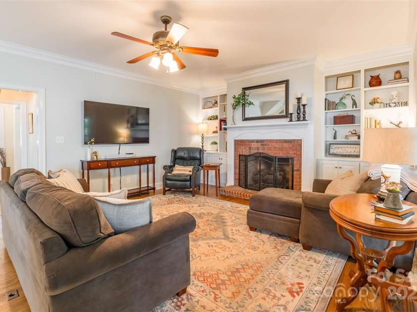2166 Potpourri Point, Rock Hill, SC 29732.  MLS# CAR4245193, YatesRealty ID 10953. 