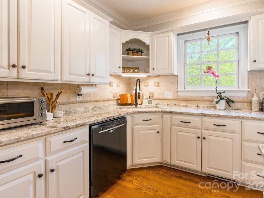 2166 Potpourri Point, Rock Hill, SC 29732.  MLS# CAR4245193, YatesRealty ID 10953. 