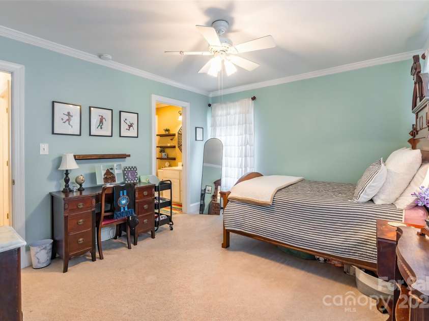 2166 Potpourri Point, Rock Hill, SC 29732.  MLS# CAR4245193, YatesRealty ID 10953. 