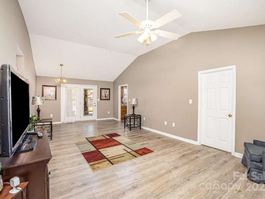 215 Raleigh Street, Concord, NC 28027.  MLS# CAR4246401, YatesRealty ID 10955. 