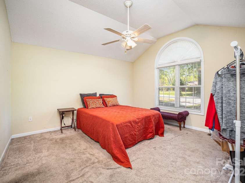 215 Raleigh Street, Concord, NC 28027.  MLS# CAR4246401, YatesRealty ID 10955. 