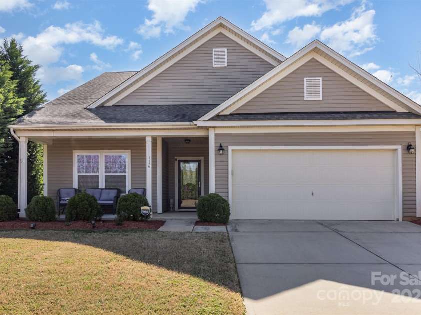116 Water Ski Drive, Statesville, NC 28677.  MLS# CAR4239972, YatesRealty ID 10957. 
