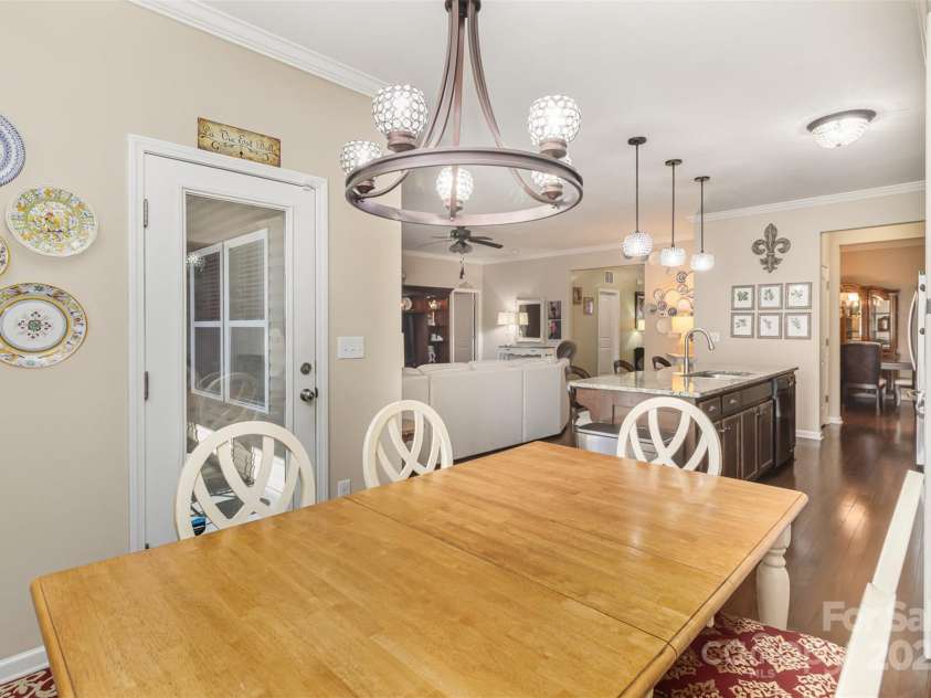 116 Water Ski Drive, Statesville, NC 28677.  MLS# CAR4239972, YatesRealty ID 10957. 