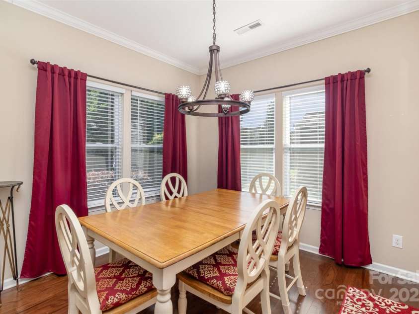 116 Water Ski Drive, Statesville, NC 28677.  MLS# CAR4239972, YatesRealty ID 10957. 