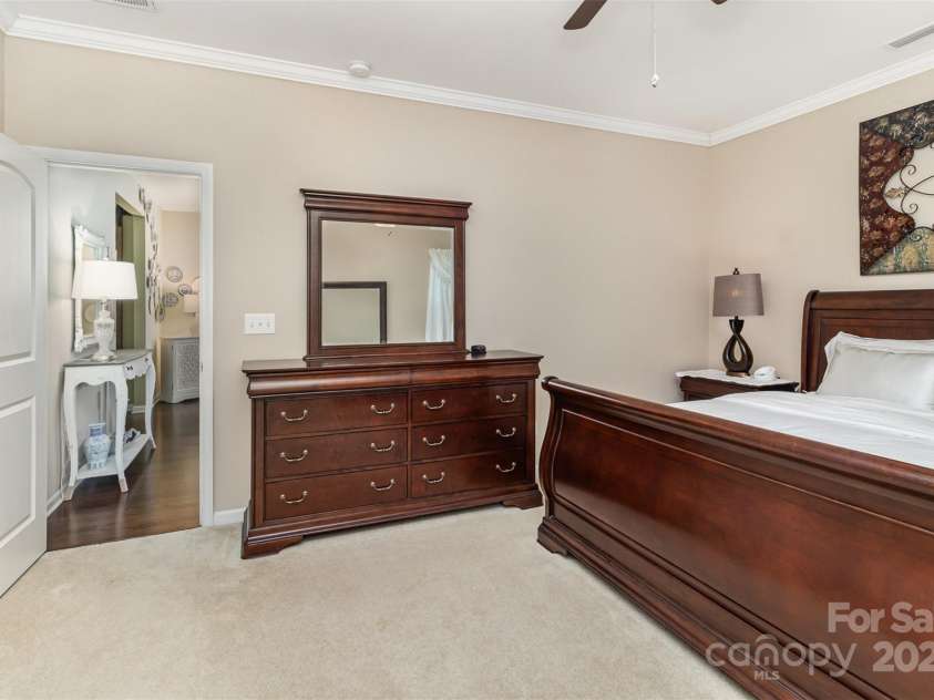 116 Water Ski Drive, Statesville, NC 28677.  MLS# CAR4239972, YatesRealty ID 10957. 