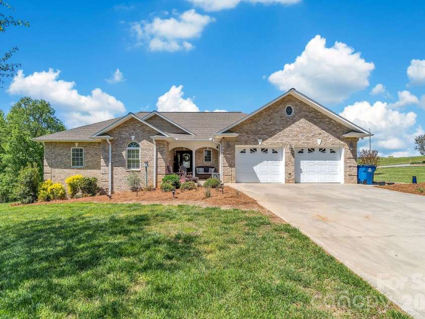 5507 Land Harbour Drive, Granite Falls, NC 28630.  MLS# CAR4369184, YatesRealty ID 10957. 