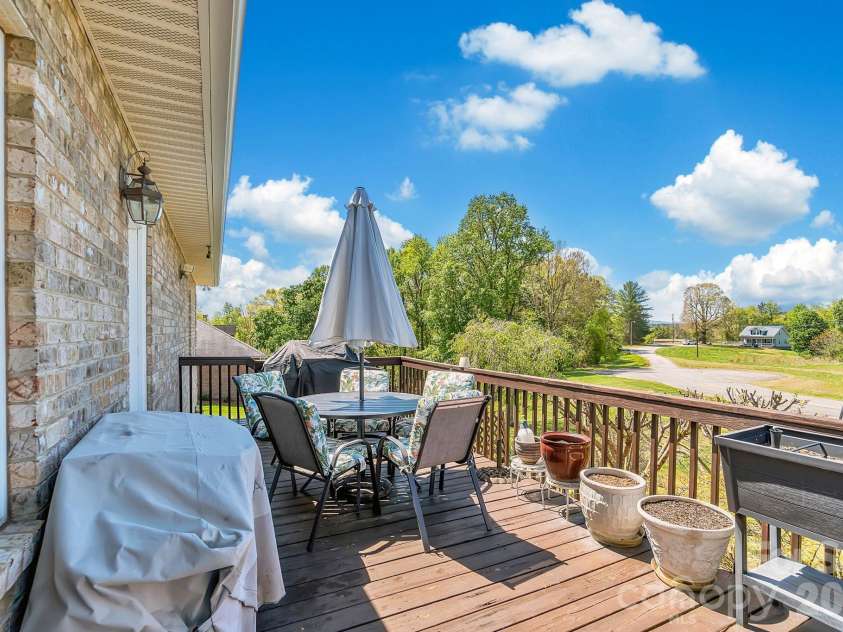 5507 Land Harbour Drive, Granite Falls, NC 28630.  MLS# CAR4369184, YatesRealty ID 10957. 