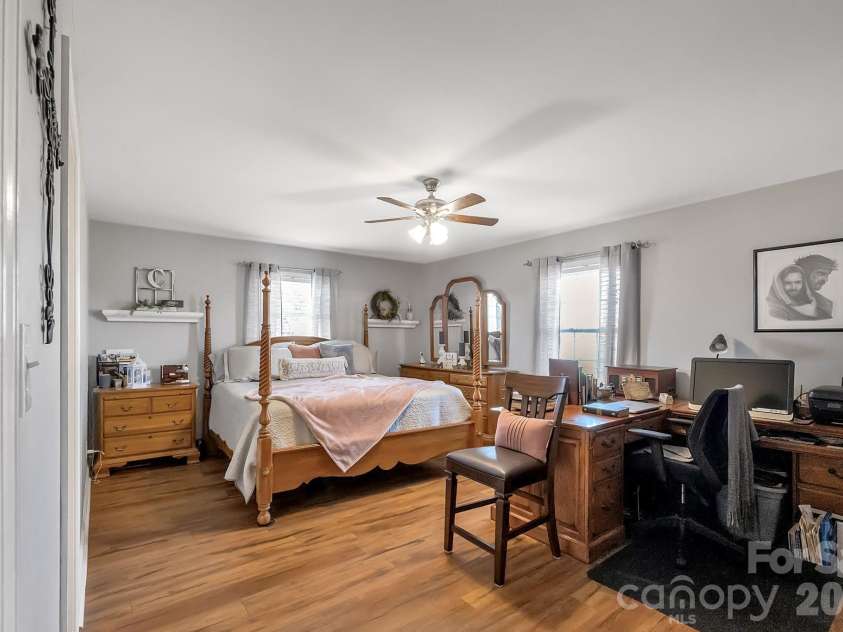 5507 Land Harbour Drive, Granite Falls, NC 28630.  MLS# CAR4410316, YatesRealty ID 10957. 