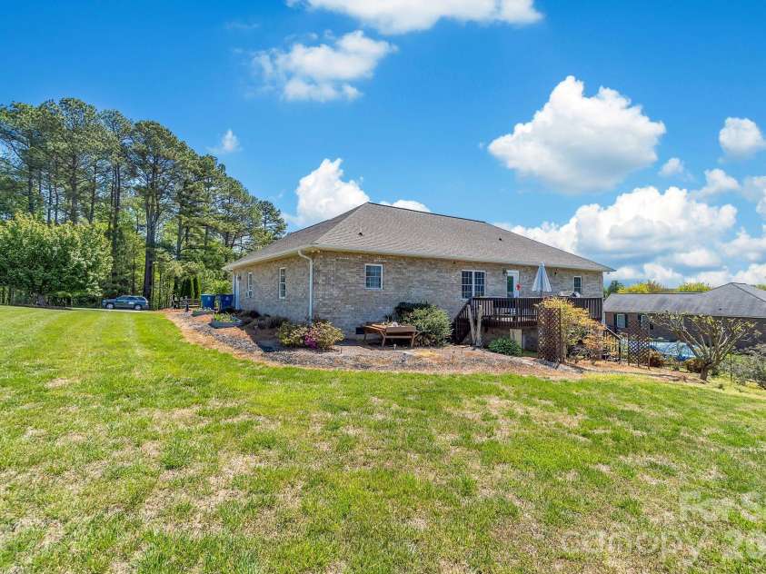5507 Land Harbour Drive, Granite Falls, NC 28630.  MLS# CAR4410316, YatesRealty ID 10957. 