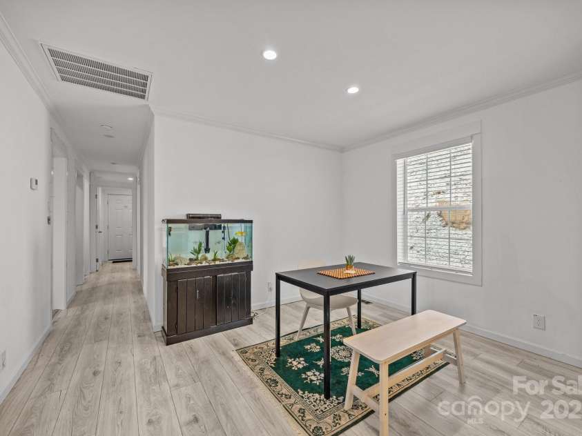 15 Luther Woods Drive, Candler, NC 28715.  MLS# CAR4225805, YatesRealty ID 10958. 