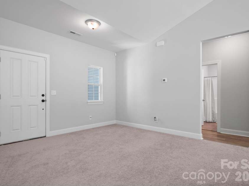 4903 Rio De Luna None, Hickory, NC 28601.  MLS# CAR4367865, YatesRealty ID 10958. 